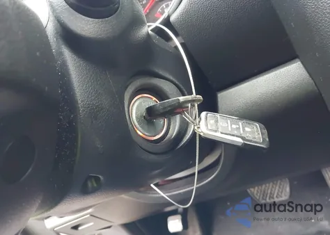 2012 Nissan Rogue S z USA, uszkodzony, nr VIN JN8AS5MV7CW701982